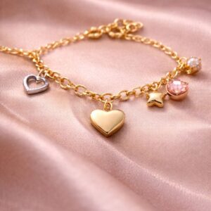 heart-charm-bracelet